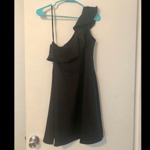 One shoulder black party dress